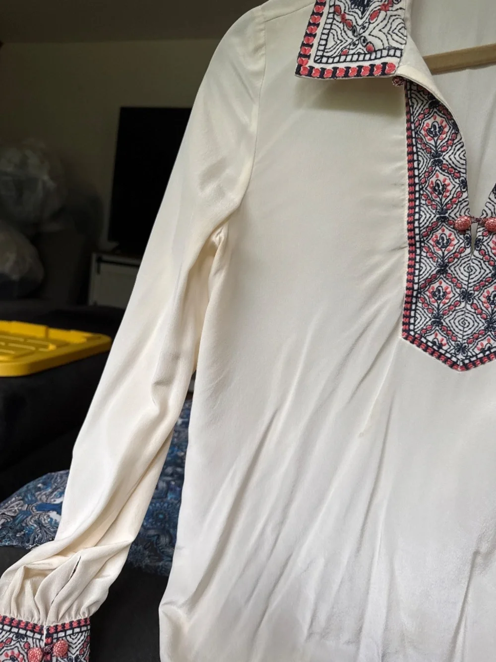 Woman’s blouse